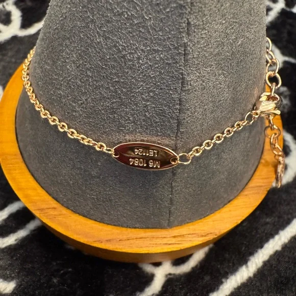 Louis Vuitton Monogram Gold Chain Bracelet with Crystal Accents M6 104 LLE1124 - Picture 4 of 6